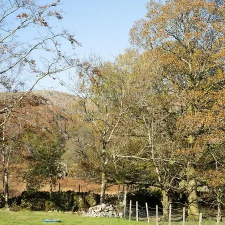 Grasmere With Stunnng Views By Letmestay