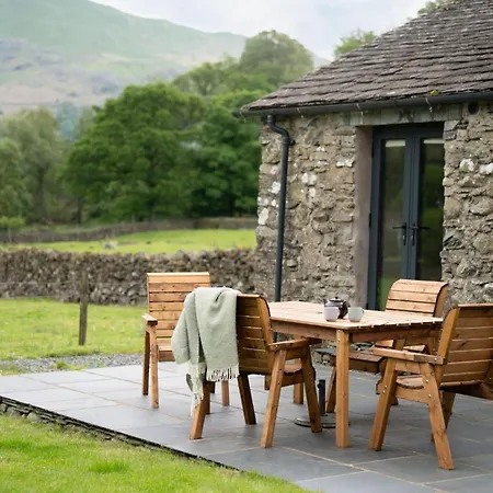 펜션 Grasmere With Stunnng Views By Letmestay 앰블사이드